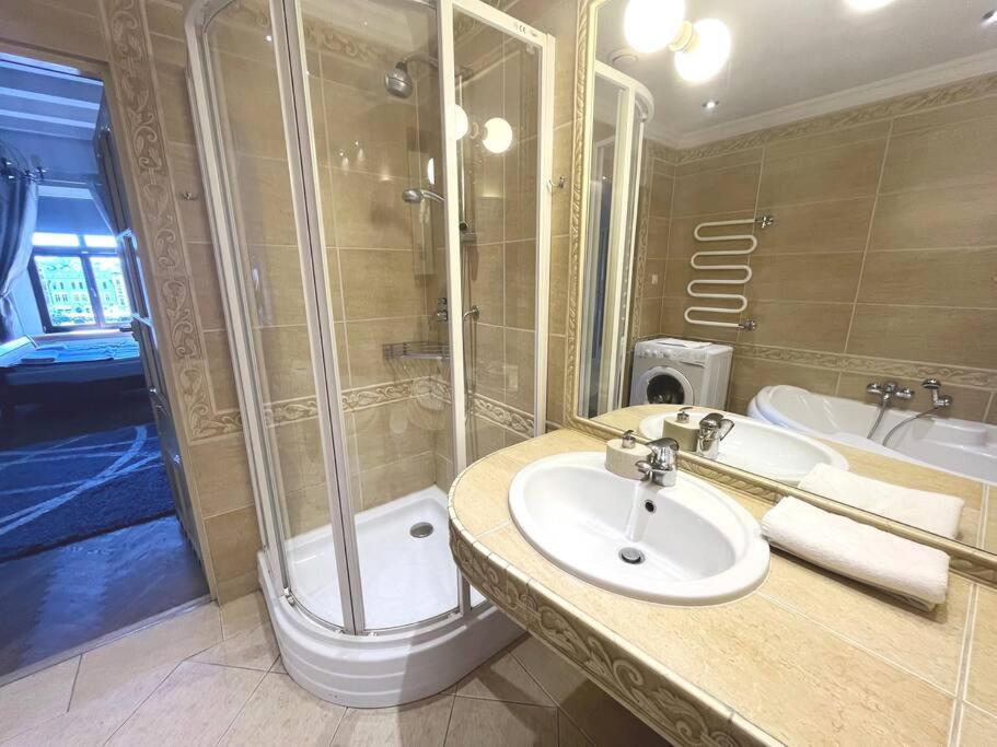 Pod Sloncem - Rynek Glowny Krakov Exteriér fotografie